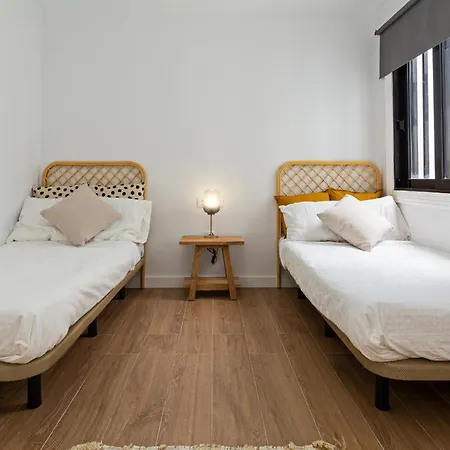 Luxury Views 2br House - Private Parking Apartment *